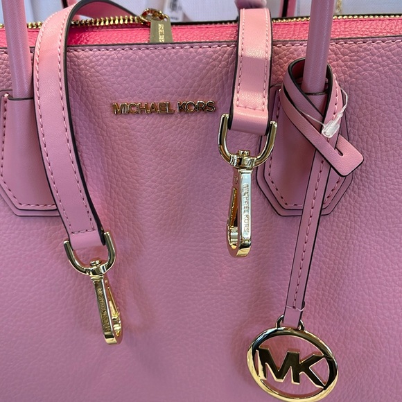 MICHAEL KORS
Mercer Medium Top Zip Color-Block Belted Satchel Crossbody Purs
NWT - Picture 2 of 16